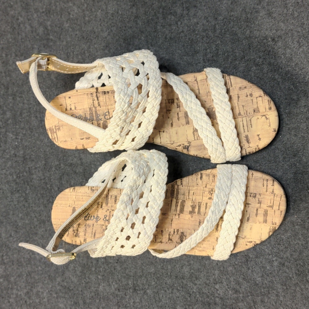 Olive & Edie Colette Sandal, Girls 12, White New